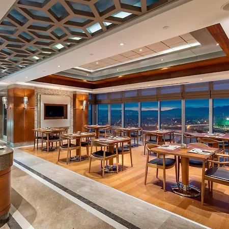 Sheraton Szálloda 5*